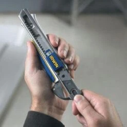 IRWIN® - ProTouch™ Retractable Utility Knife With 9 Mm Carbon Blade -Irwin 2086200 5