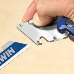 IRWIN® - Quick-Change Button™ Folding Utility Knife -Irwin 2089100 4