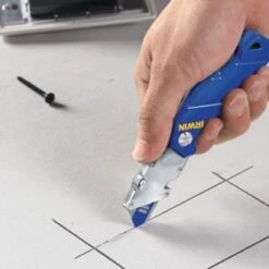 IRWIN® - Quick-Change Button™ Folding Utility Knife -Irwin 2089100 7