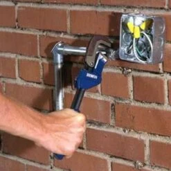 IRWIN® - 2-1/4" X 11" Serrated Jaws Auto Adjustable Straight Pipe Wrench -Irwin 274001sm 3