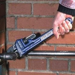 IRWIN® 274102 - Vise-Grip™ 2" X 14" Serrated Jaws Cast Iron Straight Pipe Wrench -Irwin 274102 3