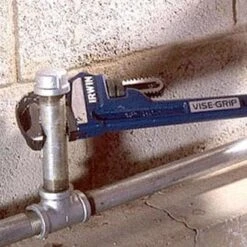 IRWIN® 274105 - Vise-Grip™ 1" X 8" Serrated Jaws Cast Iron Straight Pipe Wrench 13 IRWIN® 274105 - Vise-Grip™ 1" X 8" Serrated Jaws Cast Iron Straight Pipe Wrench -Irwin 274105 6