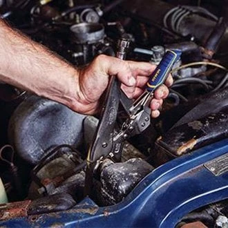 IRWIN® IRHT82574 - Vise-Grip™ New Fast Release™ 7" Multi-Material Handle V-Jaws Locking Pliers 6 IRWIN® IRHT82574 - Vise-Grip™ New Fast Release™ 7" Multi-Material Handle V-Jaws Locking Pliers - Image 4